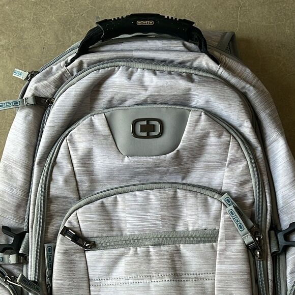 OGIO Urban Watson 17" laptop Backpack - Picture 2 of 10